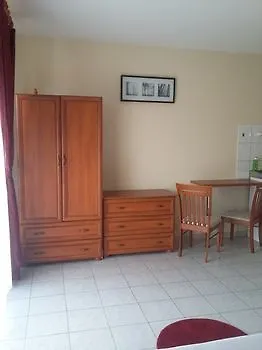 Amadeus Panzio Nocleg ze śniadaniem