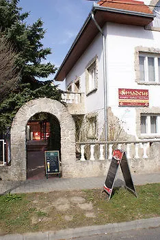 Amadeus Panzio Frühstückspension